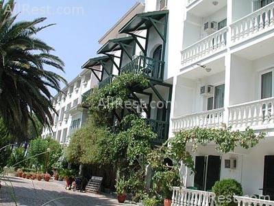 Kismet Hotel 14